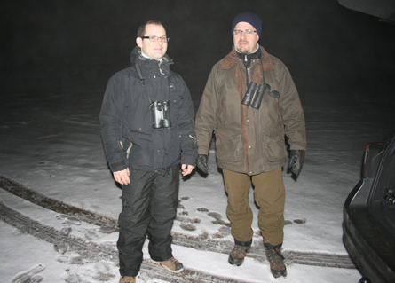 2 av 3 i "Guess what and the 2 Ducks" i skogen. Foto: Mats Olsson